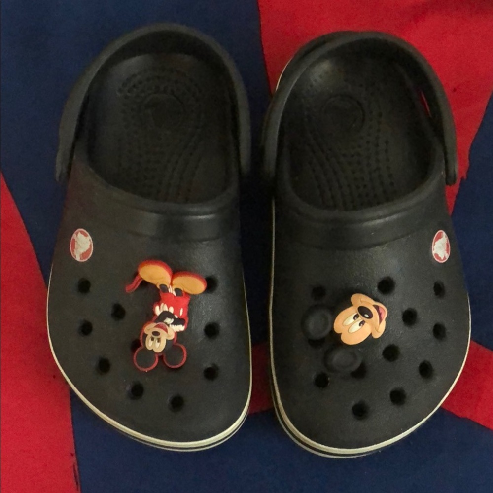 Toddler crocs ♥️